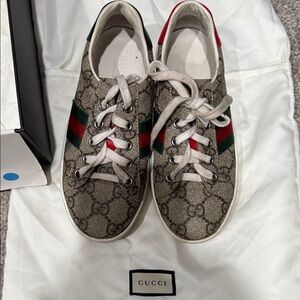 Gucci Beige GG Supreme Lace-Up Sneakers